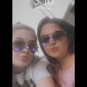 Meet your Posher, Kambrey